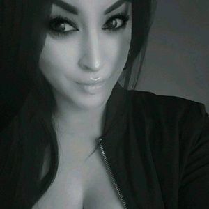 Meet your Posher, Karla